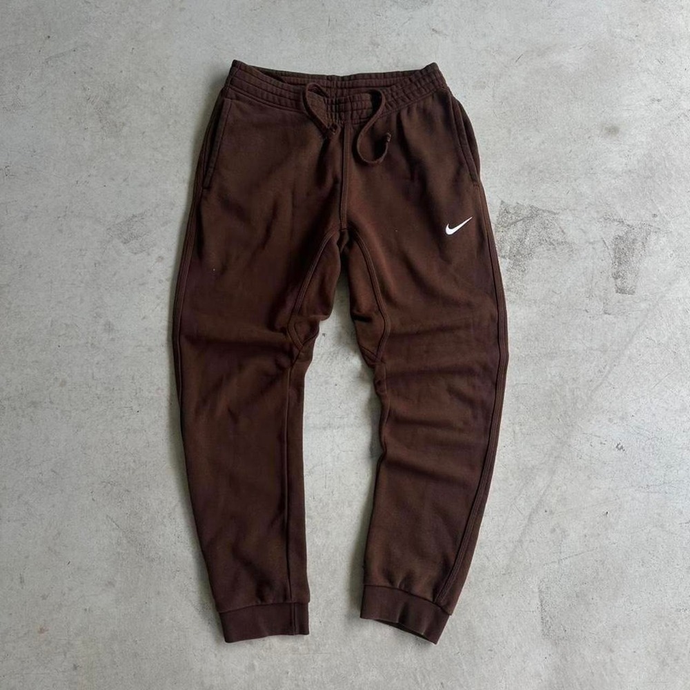Brown Nike Sweatpants Size Medium